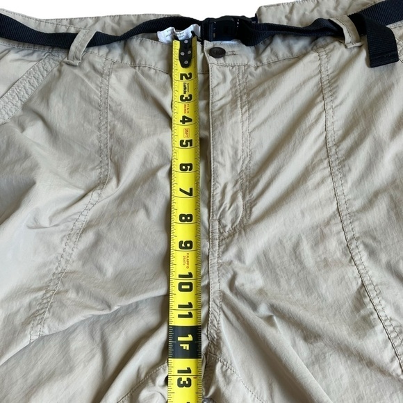 Chaps Flat Front Nylon Safari Shorts Zip Cargo Pockets Built-in Belt Tan Sz 42 - Picture 10 of 15
